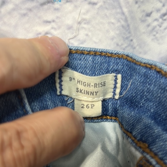 Madewell 9” High Rise Skinny Jeans - Picture 6 of 6